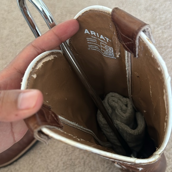 Ariat floral boots 7.5 - Picture 7 of 7